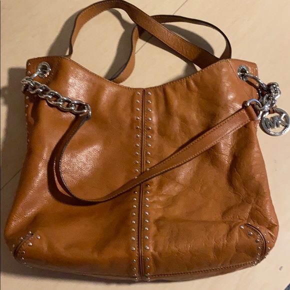 Michael Kors Handbags - Michael Kors leather shoulder bag